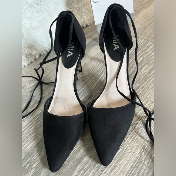 Mia tassel wrap pointed toe stiletto heels. Size 38 - Picture 4 of 9